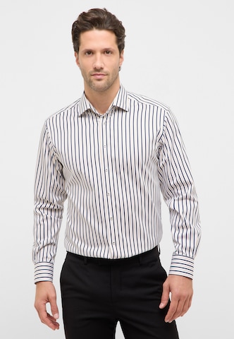ETERNA Slim Fit Hemd in Beige: Vorderseite
