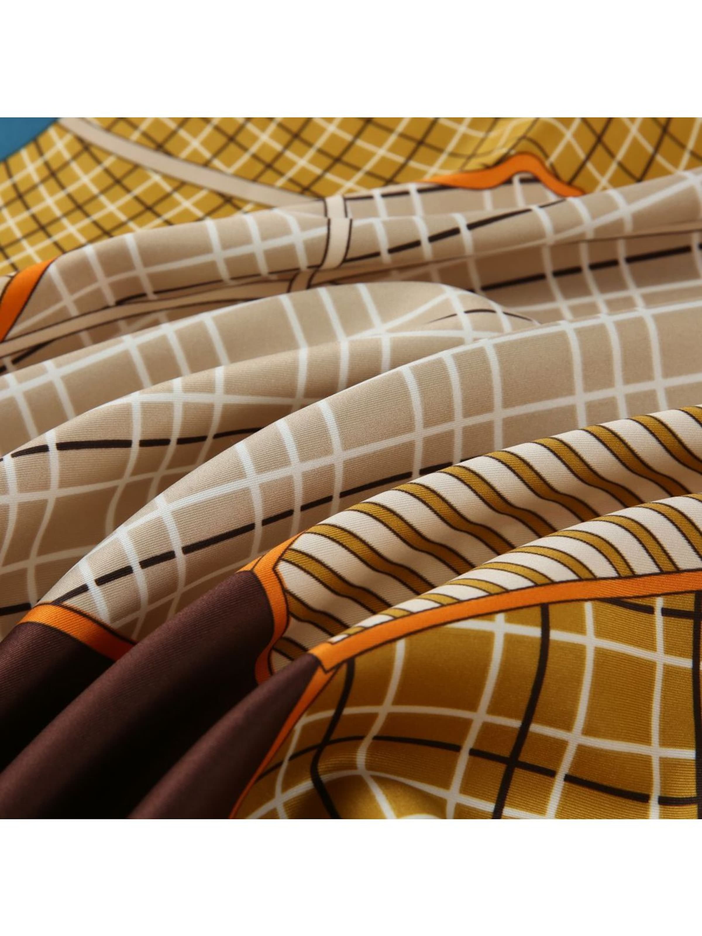 Sciarpa 'Grand carré de Soie Eleganthorse Zoé' di alberto cabale in marrone