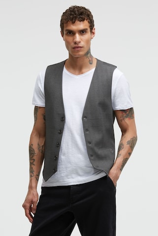 CMPD Suit Vest in Grey: front