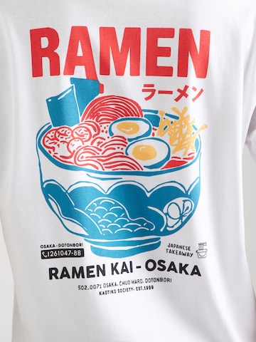 Kaotiko Koszulka 'RAMEN OSAKA' w kolorze biały