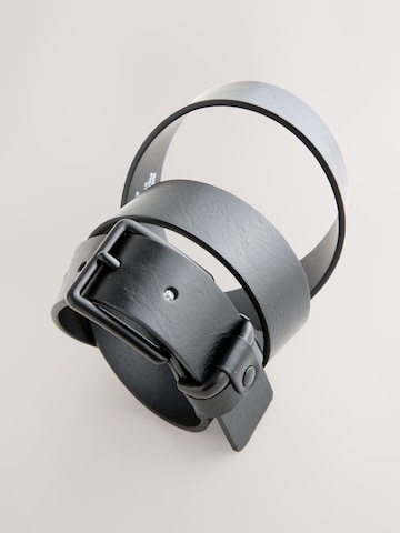 Next Ζώνη σε μαύρο