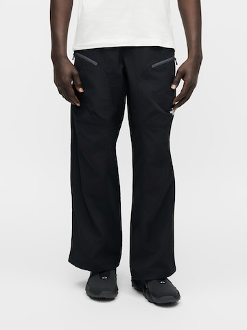 THE NORTH FACE Regular Byxa i svart: framsida