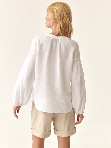 TATUUM Bluzka 'WERONIKA' w kolorze biały