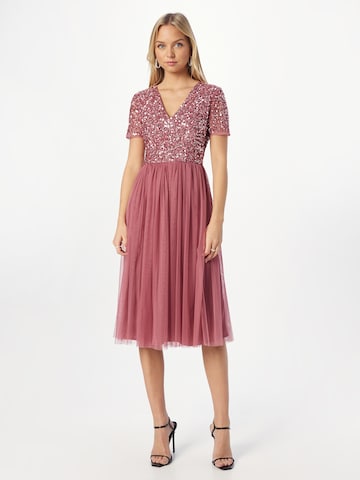 Maya Deluxe Cocktail Dress 'DELICATE' in Pink: front