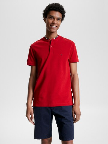 T-Shirt TOMMY HILFIGER en rouge : devant