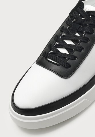 Calvin Klein Platform trainers in Black