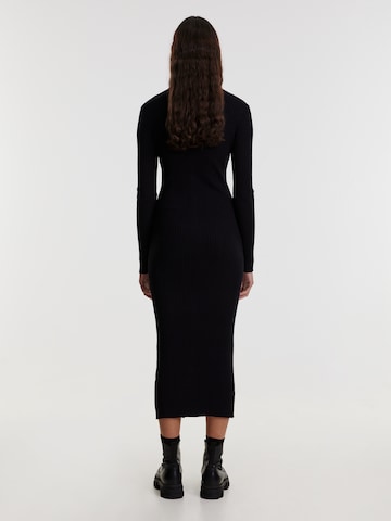 EDITED Úpletové šaty 'Suri' – černá