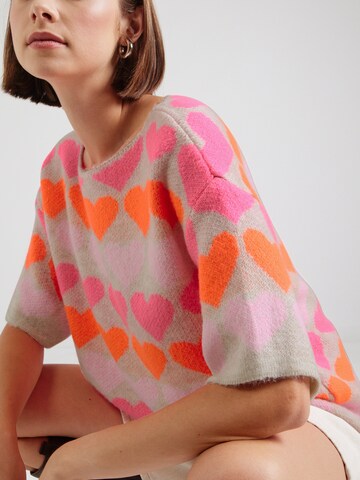 Hailys Sweater 'Sa44nna' in Beige