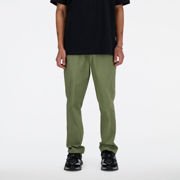 new balance Regular Trousers in Green: front