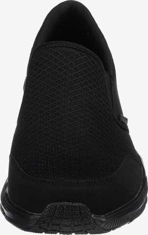 SKECHERS - Sapatilhas slip-on 'Equalizer' em preto