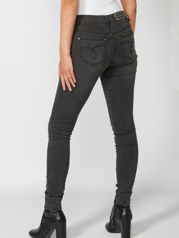 KOROSHI - Skinny Calças de ganga em preto