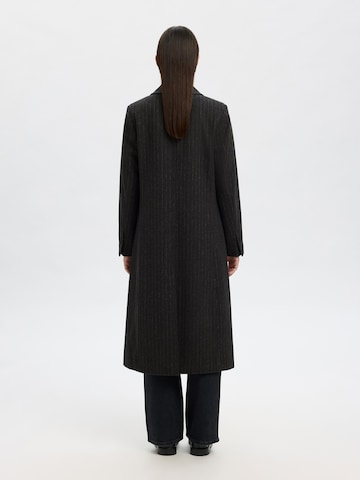 SELECTED Overgangsfrakke i grå