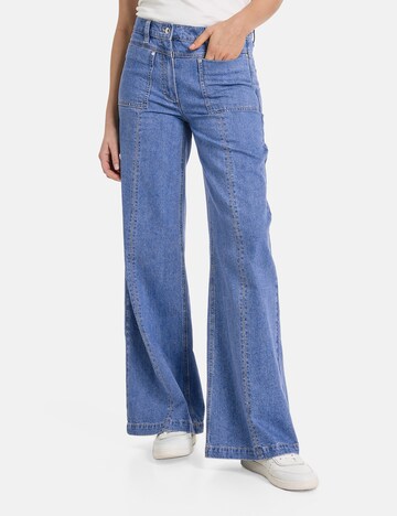 GERRY WEBER Wide leg Pleated Jeans 'MIR' in Blue: front