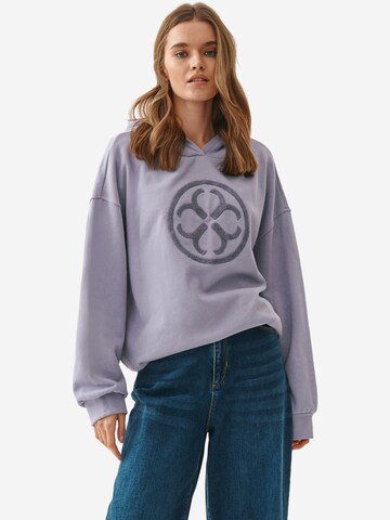 TATUUM Sweatshirt 'PONA' i lila: framsida