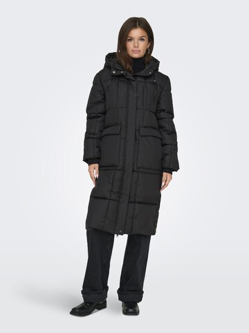 JDY - Abrigo de invierno 'EVERLY' en negro