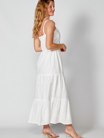 KOROSHI Kleid in Weiß