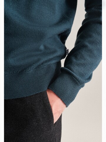Pull-over ' Schwarze Rose ' SEIDENSTICKER en bleu