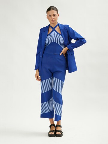 Influencer Voľný strih Nohavice 'Striped knit pants' - Modrá
