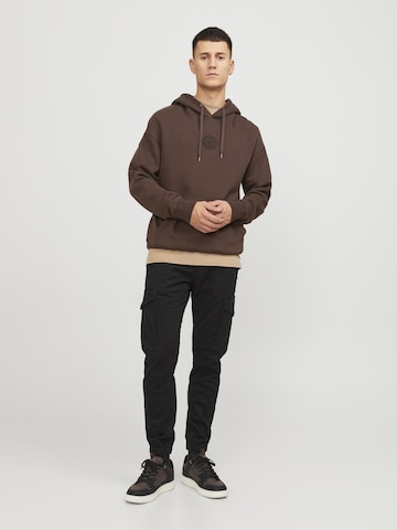 JACK & JONES Tapered Cargo trousers in Black