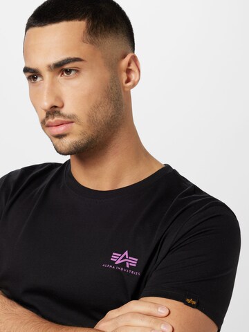 ALPHA INDUSTRIES T-Shirt in Schwarz