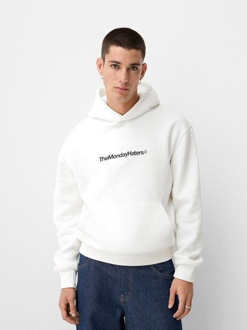 Sweat-shirt Bershka en blanc : devant