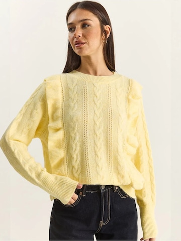 Pullover di Bianco Lucci in giallo