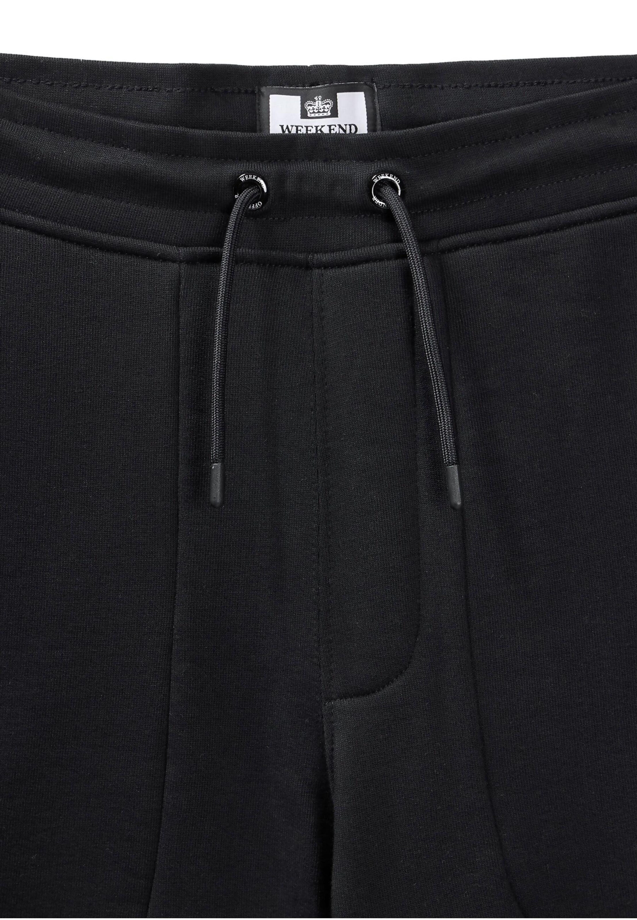 Weekend Offender Tapered Pants 'Rebolledo' in Black