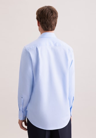 Coupe regular Chemise business 'Classic Essentials' SEIDENSTICKER en bleu