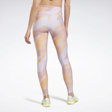 Reebok Skinny Sporthose in Lila