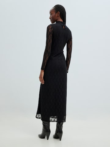 EDITED Kleid 'Yasna' in Schwarz