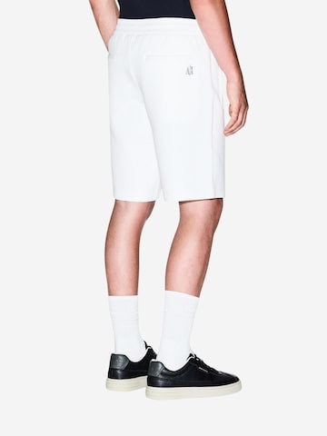 regular Pantaloni sportivi 'XM000372 AF10818' di ARMANI EXCHANGE in bianco