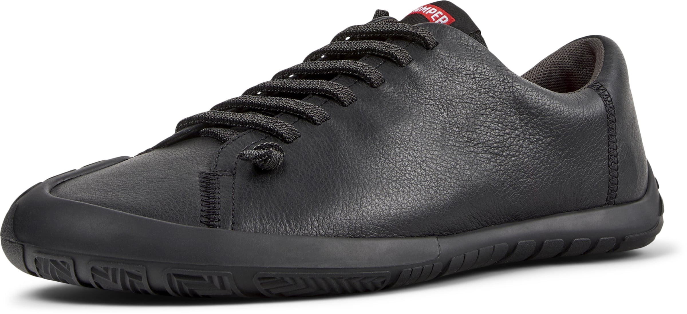 Baskets basses 'Peu Path+' CAMPER en noir : devant