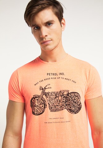 Petrol Industries Тениска в оранжево
