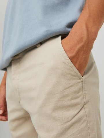 Coupe slim Pantalon chino 'Marco' JACK & JONES en beige