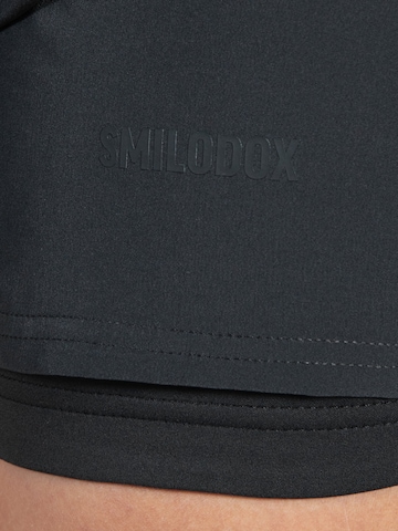 Smilodox Loose fit Workout Pants 'Advance Pro' in Black