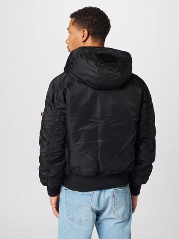 ALPHA INDUSTRIES Between-Season Jacket in Black