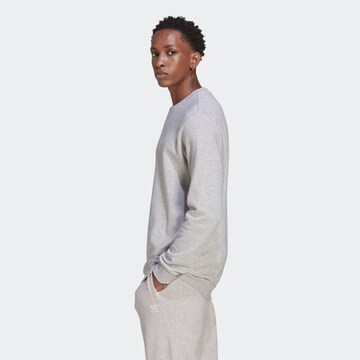 ADIDAS ORIGINALS Sweatshirt 'Essentials+ Made With Nature' in Grau