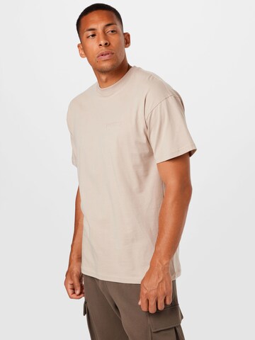 T-Shirt 'Flemming' Youman en beige : devant