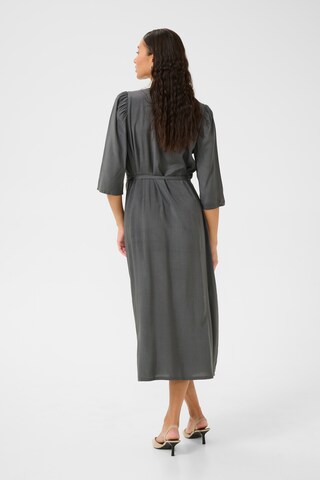 Robe Kaffe en gris