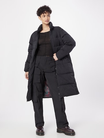 SCOTCH & SODA Χειμερινό παλτό σε μαύρο