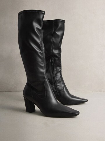 Next Stiefel in Schwarz
