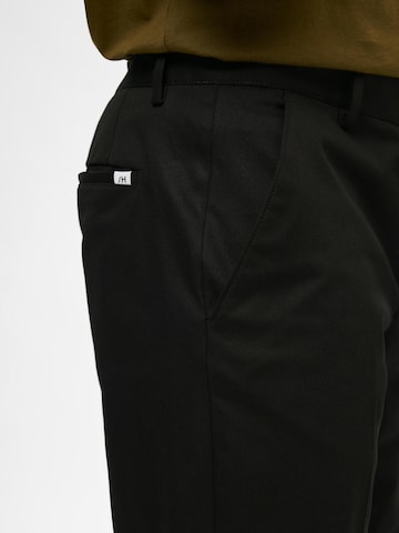 Regular Pantalon à plis 'William' SELECTED HOMME en noir