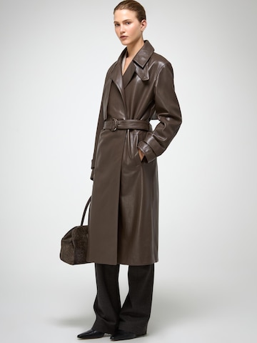 Cappotto invernale 'Isabelle' di V S P in marrone