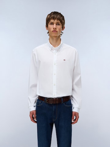 NAPAPIJRI Regular Fit Hemd 'G-TERRA LS' in Weiß: Vorderseite