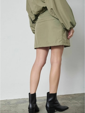 Gonna ' AloraCC ' di co'couture in verde: frontale