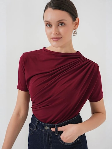 Camicia da donna di Bigdart in rosso: frontale