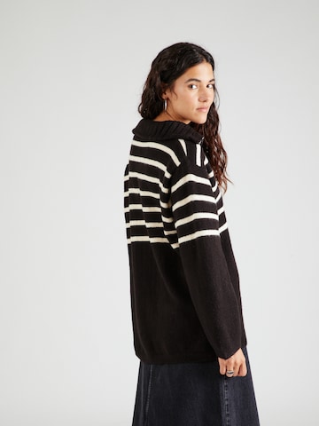 Pullover di Moves in nero