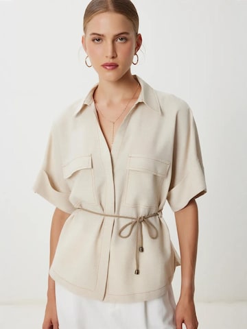 Happiness İstanbul Shirt in Beige: voorkant