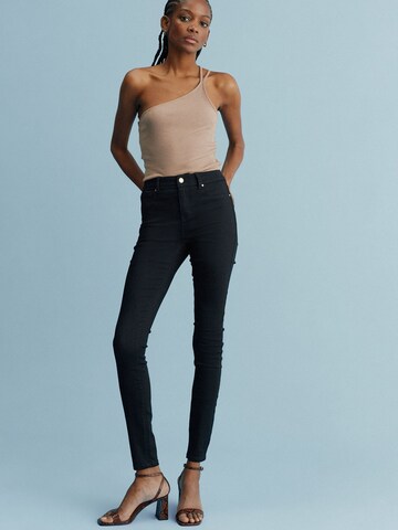 Skinny Jeggings di Next in nero