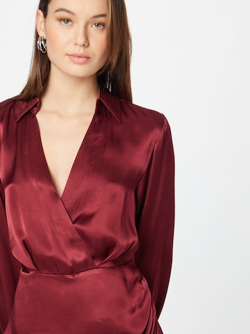 Robe 'Genia' ABOUT YOU Limited en rouge